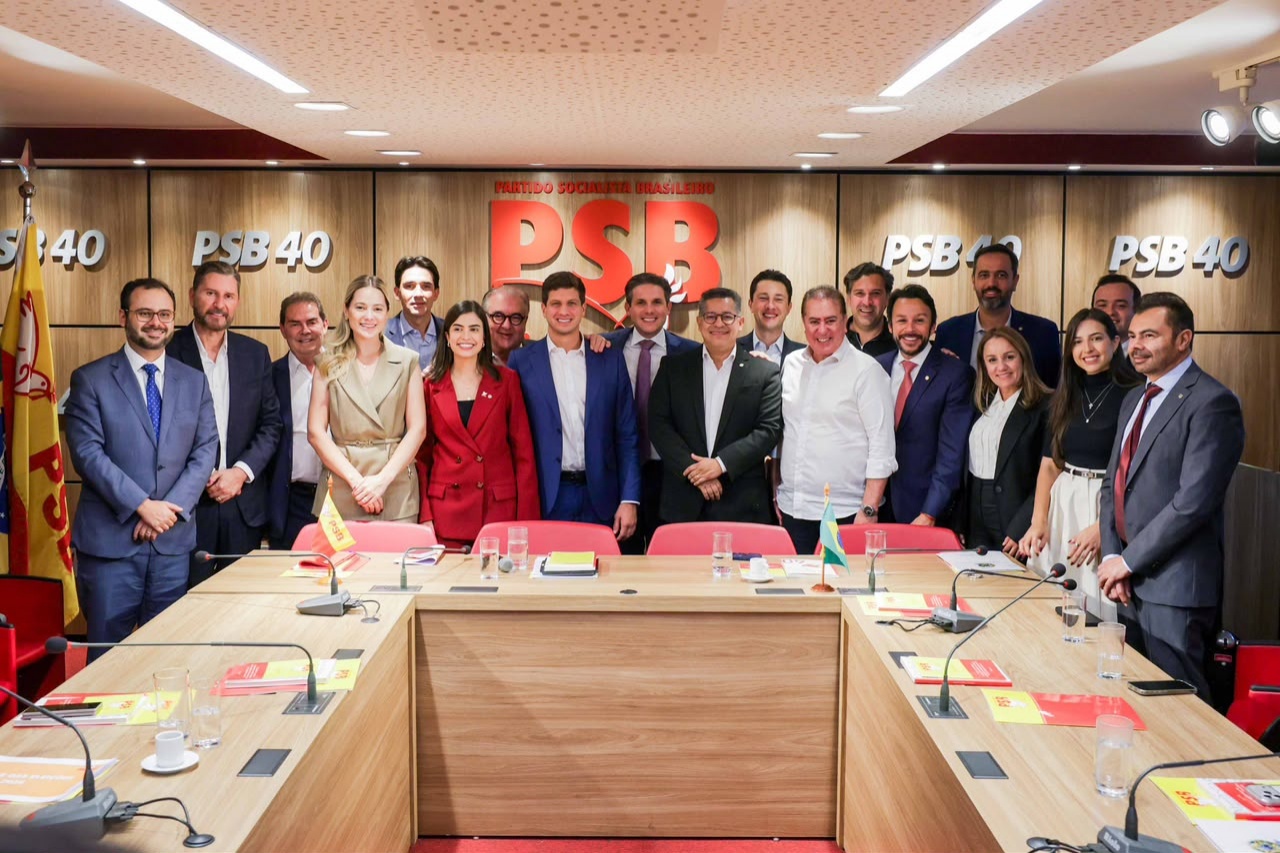 Em primeiro ato “conjunto”, PSB e PDT confirmam apoio a reeleição de Hugo Motta na Câmara; baiano marca presença